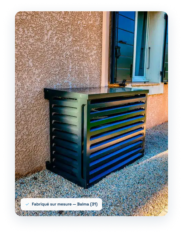 Cache climatisation sur mesure install\u00e9 contre une fa\u00e7ade — fabriqu\u00e9 \u00e0 Balma (31)